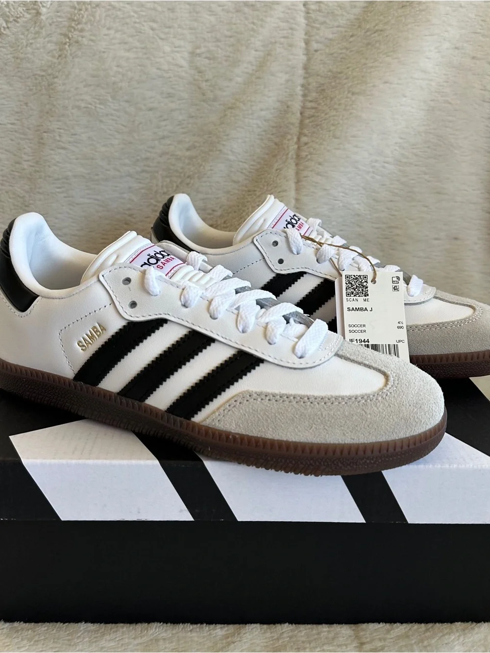 NIB Adidas Samba J Classic Sneakers, Y5 W6.5 - Picture 2 of 6